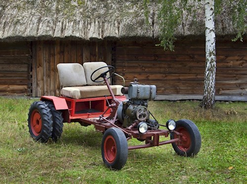 Kolekcja autarkicznej techniki rolniczej w Muzeum Wsi Radomskiej – jedyna tematyczna w polskim muzealnictwie